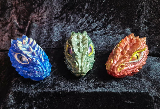 π Handmade Resin Dragon Head Sculpture