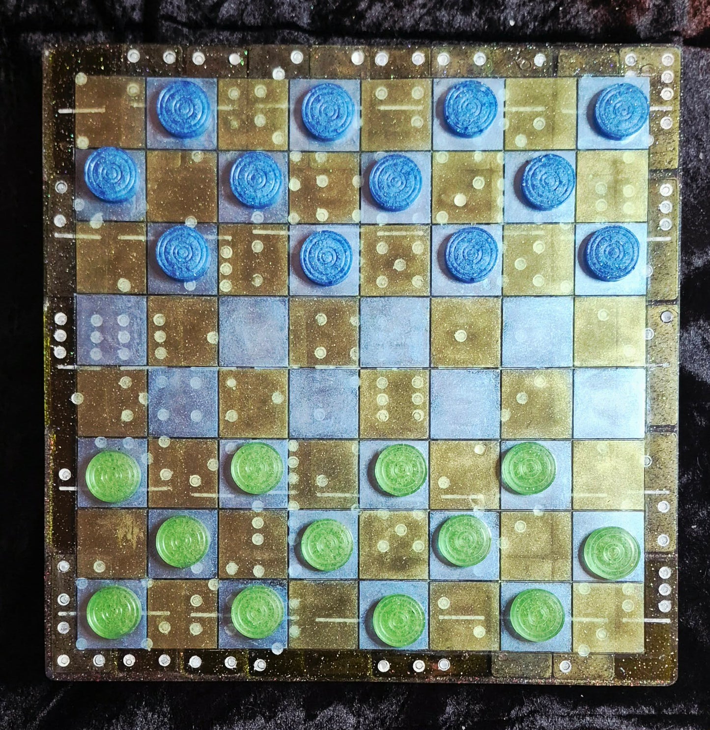 ♟️ Handmade Resin Checker Board Set – Artisan Game Table Décor