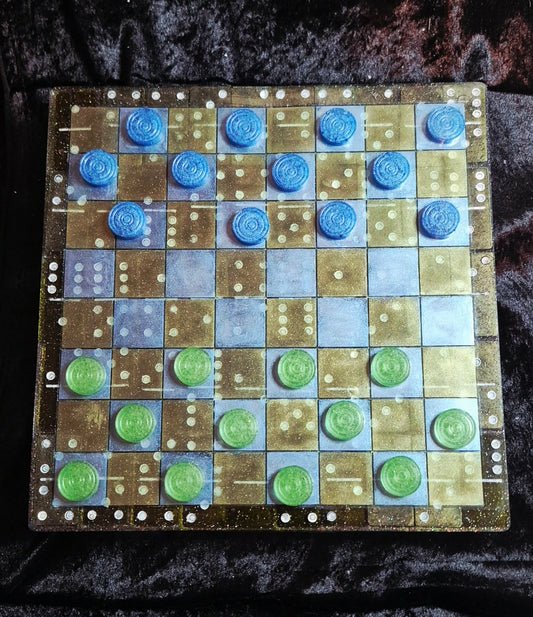 ♟️ Handmade Resin Checker Board Set – Artisan Game Table Décor