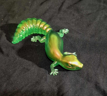 Playful Iguana 🦎💫